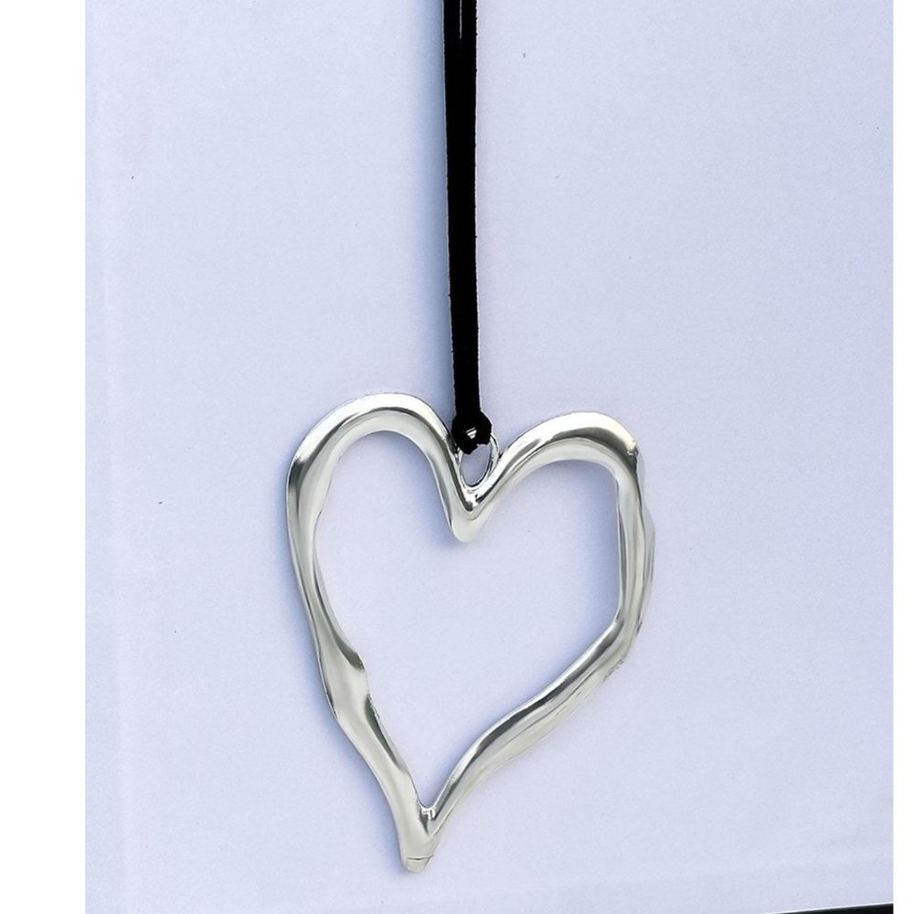 New! Zara Silver Oversized Heart Necklace - Picture 3 of 4